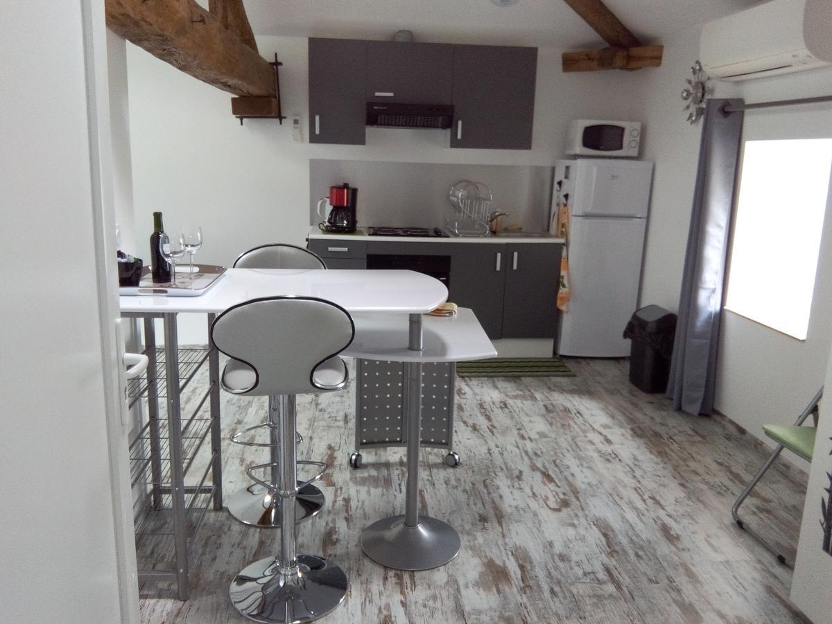 Chambres D'Hotes Chateau Pierre De Montignac Civrac-en-Médoc Zewnętrze zdjęcie